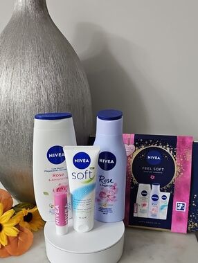 Nivea Feel Soft Skincare Moments 5 Piece Set